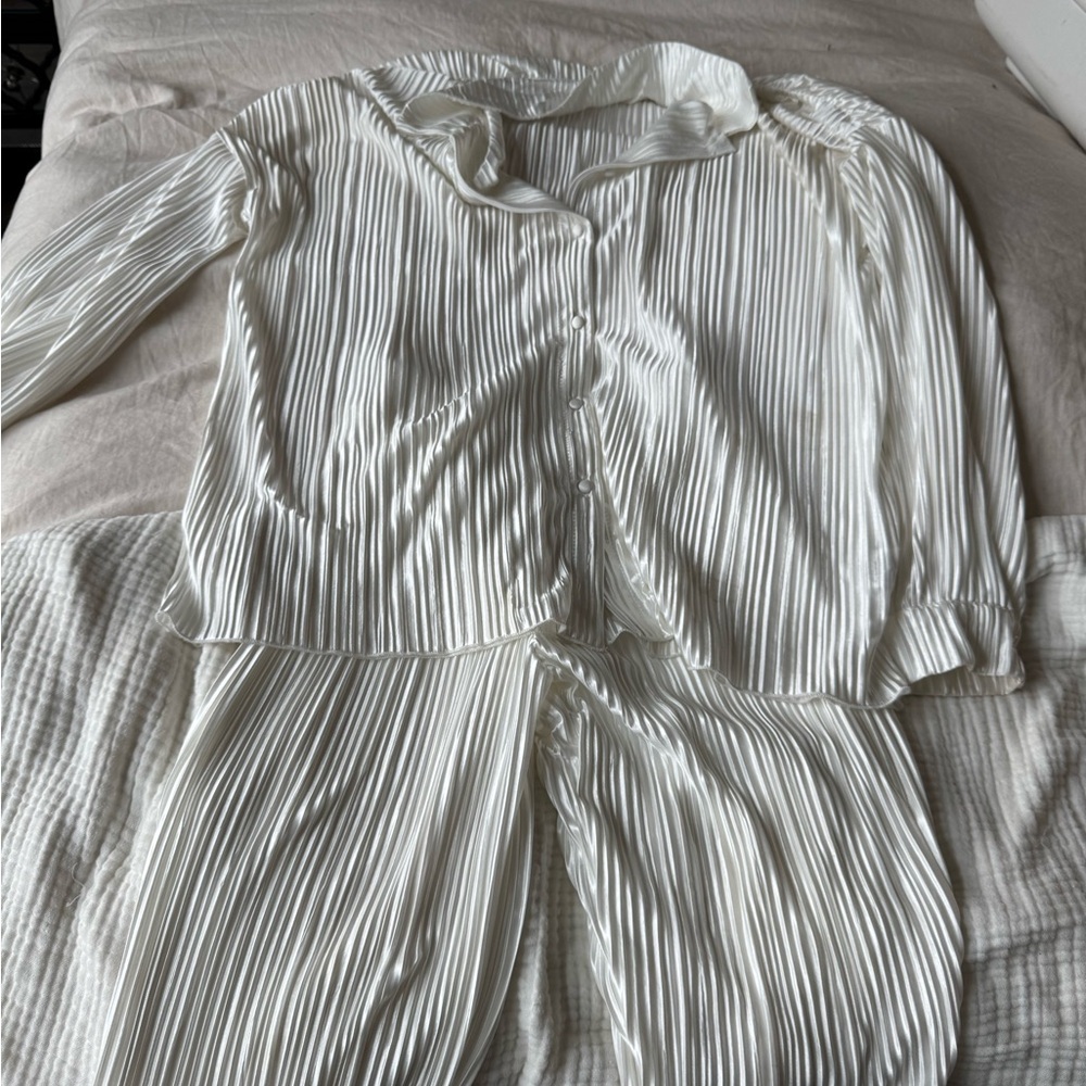 Elegant White Pleated Set